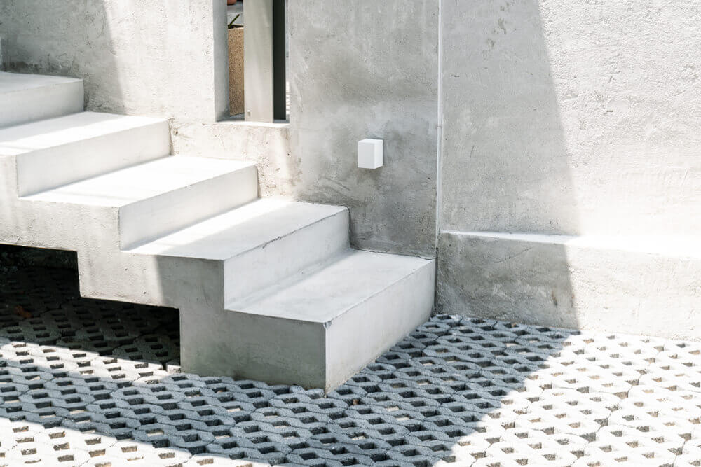Prefabrikované betónové schody do domu Bratislava Môj Murár